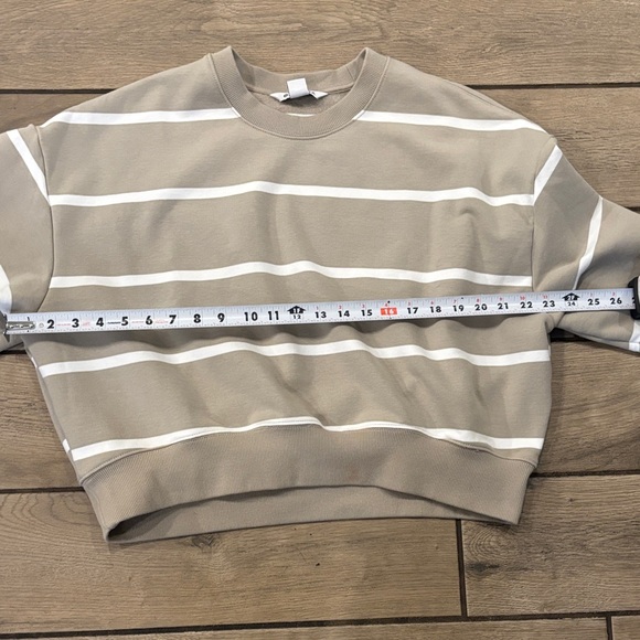 Athleta Crewneck Sweater in Beige and White Stripes - Picture 4 of 5